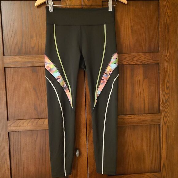Noli Bond Leggings in Prism Camo Size Medium - Picture 2 of 10